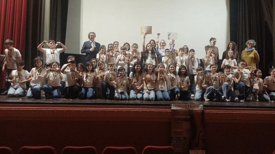 Trecate, Coro di voci bianche “Don Milani”: due primi premi a Omegna