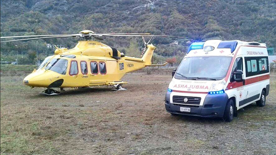 Lesa, elicottero caduto: un morto e tre feriti