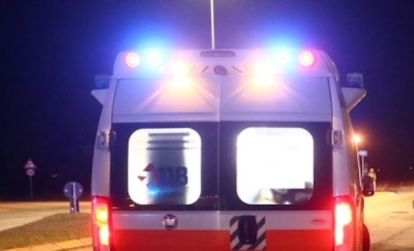Caltignaga: 88enne uccide la moglie e tenta di togliersi la vita con lo stesso coltello 