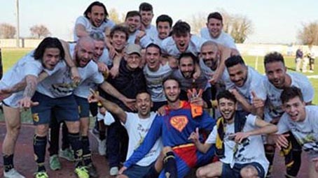 Prima Categoria, il Bulè Bellinzago vince contro il Momo e festeggia la promozione