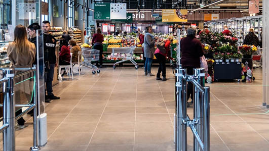 Nova Coop: supermercati chiusi il 1°maggio. "Coerenza con i valori e rispetto dei dipendenti"