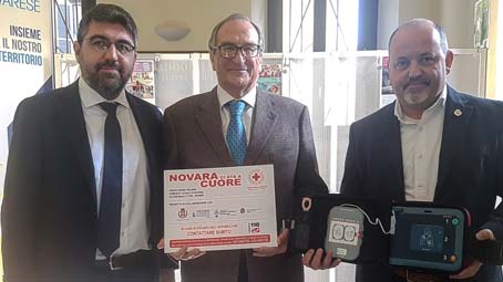 Dieci nuovi defibrillatori in città per il progetto "Novara ci sta a cuore"
