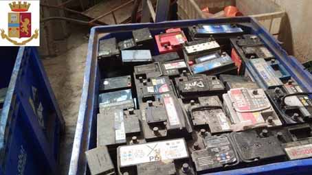 Operazione "Oro Rosso" della Polfer: sequestrato deposito di batterie