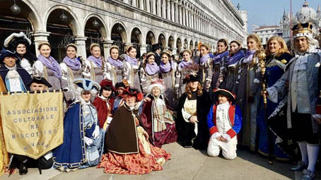 Trasferta a Venezia per la corte di Re Biscottino