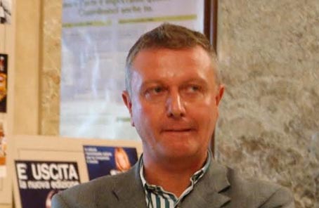 Intitolazione di una via cittadina al critico d'arte novarese Roberto Moroni