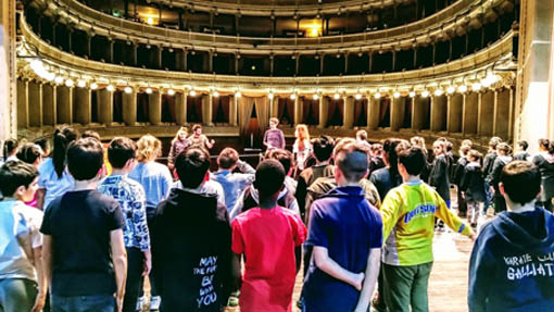  Teatro Coccia: 150 ragazzi delle scuole sul palco con i professionisti per "Le nozze di Figaro"