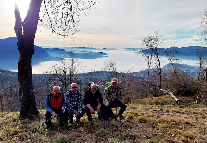 Panorami sul lago nella gita al Monte Cimolo con Gianpaolo Fabbri. Foto