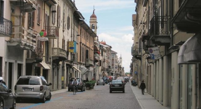 Rotary in piazza per presentare il progetto Shelterbox