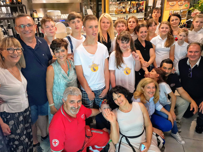 Associazione Re Biscottino: cena con i ragazzi bielorussi