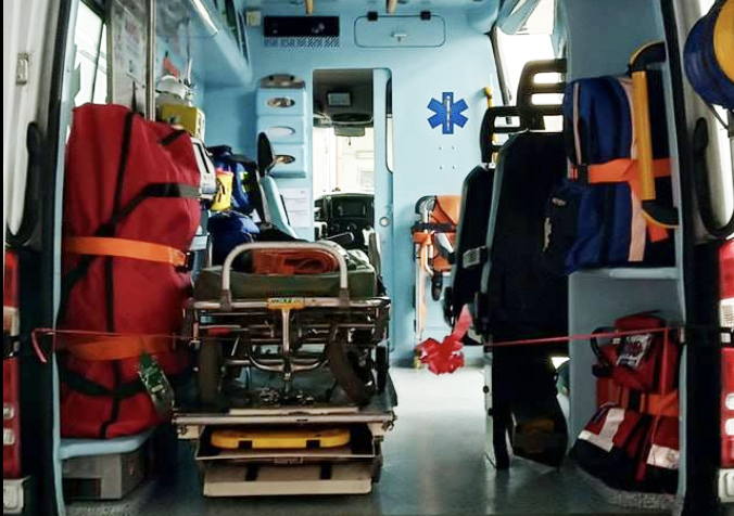 Oleggio: incidente tra due auto, un ferito in codice rosso 