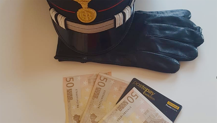 Spacciatore arrestato con 1300 euro in tasca