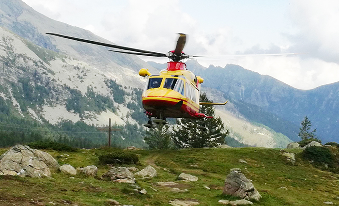 Tragedia in valle Anzasca,  precipita in un dirupo e muore mentre portava gli animali all'alpe