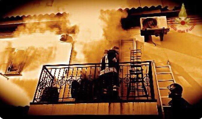 A Capodanno esplodi di gioia! Il messaggio dei Vigili del Fuoco sui rischi dei botti