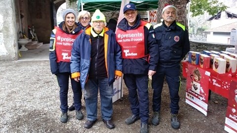 Massino Visconti: successo per "Natale al volo 4.0" e le iniziative dei volontari di Protezione Civile e Alpini