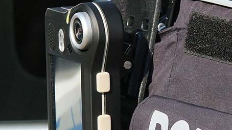 Arona, bodycam per la polizia locale