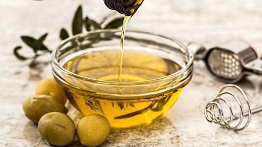 Lesa, olio prodotto dagli studenti dell'Istituto Cavallini al secondo posto di un premio nazionale