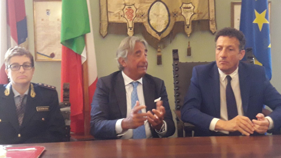 L'assessore alla Sicurezza: "Arona è sicura. Vigili e Carabinieri fanno un buon lavoro"