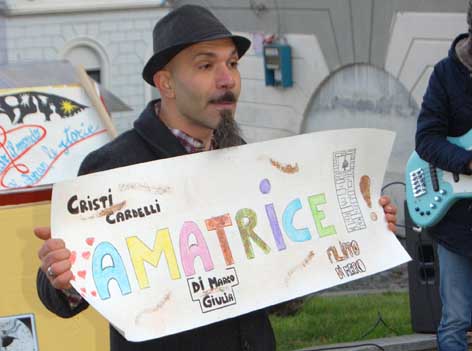  "Regala parole": libri della delegazione di artisti della Corte dell'Oca ad Amatrice