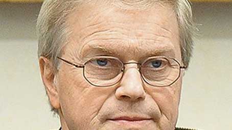 Arona, Pierluigi Castagnetti ospite del Festival della Dignità Umana