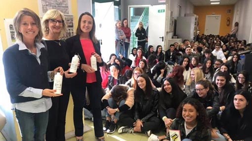 Enaip Arona: consegnate borse di studio e borracce plastic free
