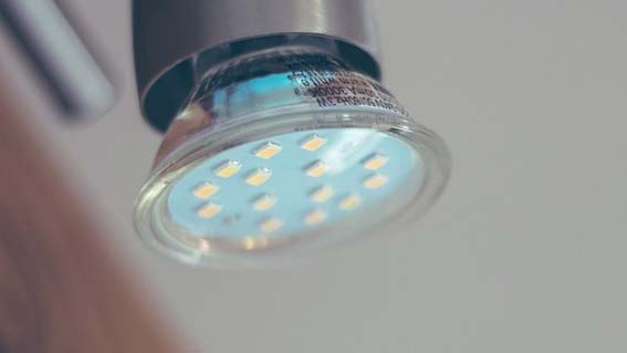 Paruzzaro, luci a led e impianto fotovoltaico per la palestra comunale