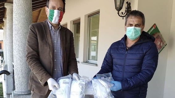 Paruzzaro: donate 2000 mascherine al Comune
