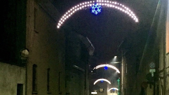Borgo Ticino: accese le luminarie