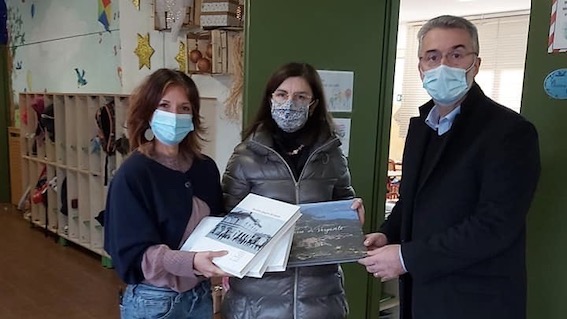 Nebbiuno: libri in dono da Invorio da destinare ad una sottoscrizione a premi