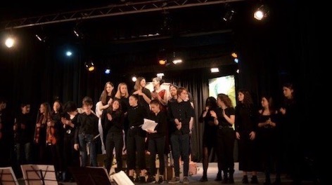 Arona, successo per l'opera musicale degli studenti del "Fermi"