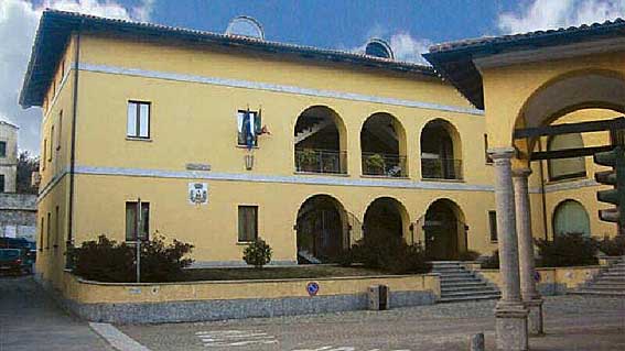 Uno "Spazio Comune" per uso sociale e ricreativo ad Oleggio Castello