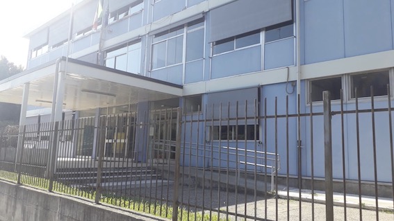  Castelletto Ticino: chiusura precauzionale degli edifici scolastici. I dettagli