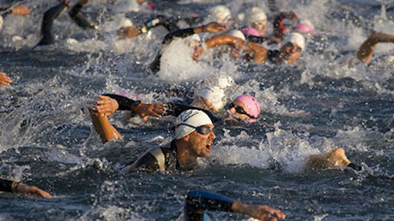 Torna l'AronaMen Triathlon: appuntamento domani (domenica)