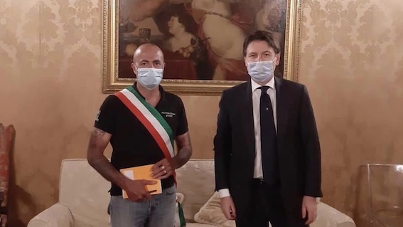 Divignano: il sindaco Bacchetta ha incontrato il premier Conte