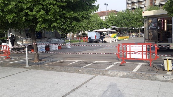 Arona, torna il mercato solo per gli alimentari