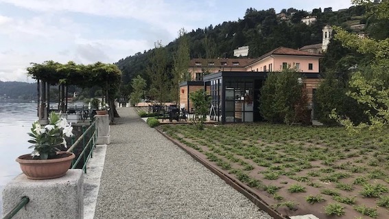 Meina, quasi completato il lungolago