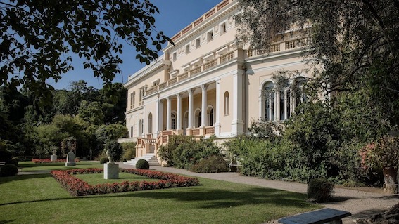 Lesa, nullaosta della Provincia ad impianto green a Villa Campari