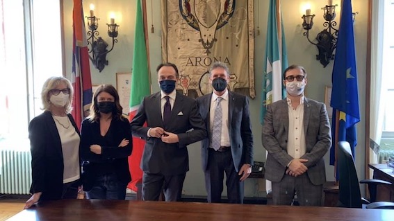  Vaccini, cultura, turismo e attività produttive al centro dell'incontro ad Arona del governatore Cirio
