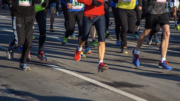 Lago Maggiore Marathon, chiusa temporaneamente la SS33 anche fra Meina e Lesa