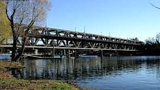 Castelletto Ticino, chiusura notturna del ponte di ferro fra mercoledì 24 e giovedì 25 novembre