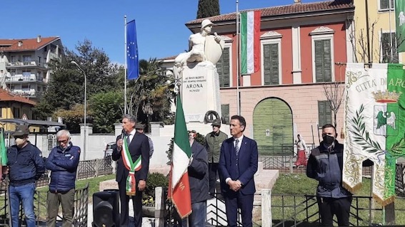 La commemorazione del 25 aprile ad Arona