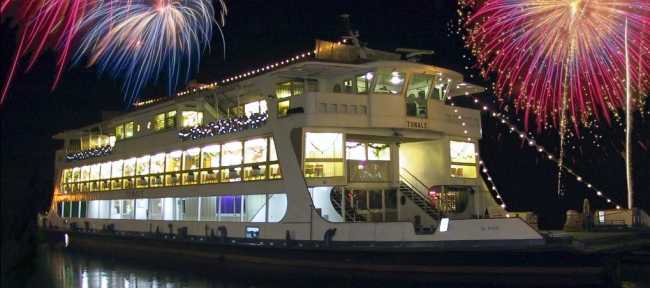 Torna la crociera di Capodanno sul Lago Maggiore