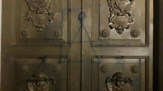 Arona, nuove telecamere contro gli atti di vandalismo