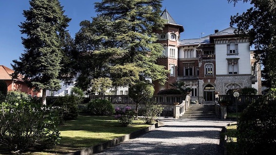 Nuovo centro vaccinale alla Clinica San Carlo