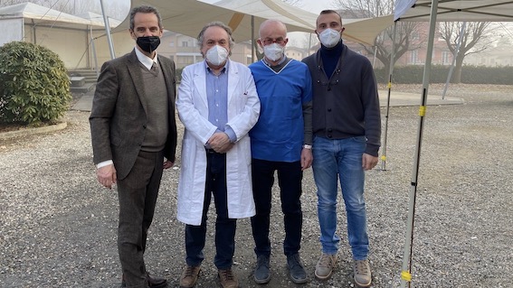 Oleggio Castello, visita del direttore generale Asl al centro vaccinale