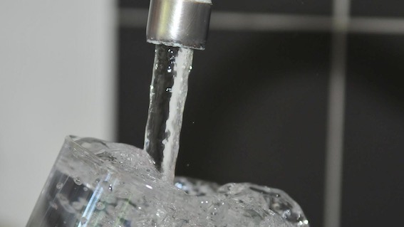 Aronese, nuove ordinanze e avvisi per l'uso parsimonioso dell'acqua potabile