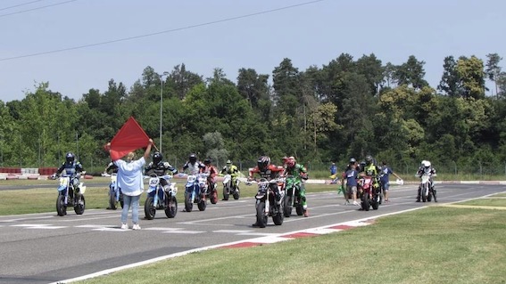 Supermoto, successo per la gara svolta a Borgo Ticino
