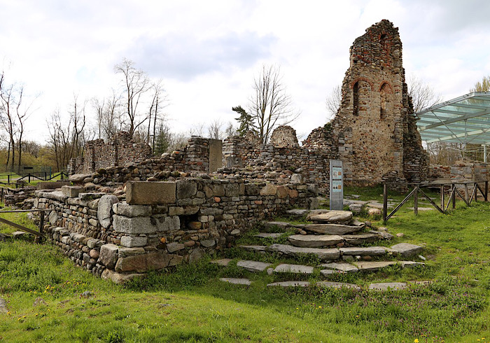 Avventure con GASMA propone la visita guidata al parco archeologico di Castelseprio 
