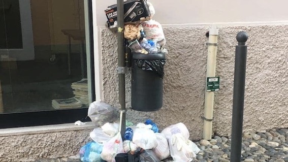 Arona, grazie alle fototrappole individuati responsabili di abbandono di rifiuti