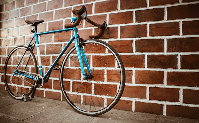 Arona, segnalati furti di biciclette nei garage
