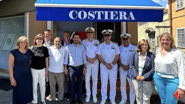 Lesa, Guardia Costiera: saluto all'Ammiraglio Liardo e al Comandante Melis